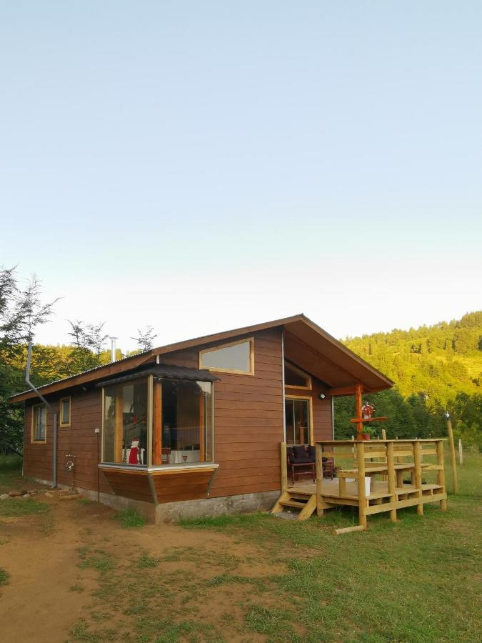Altos De Carewe , Chile *
